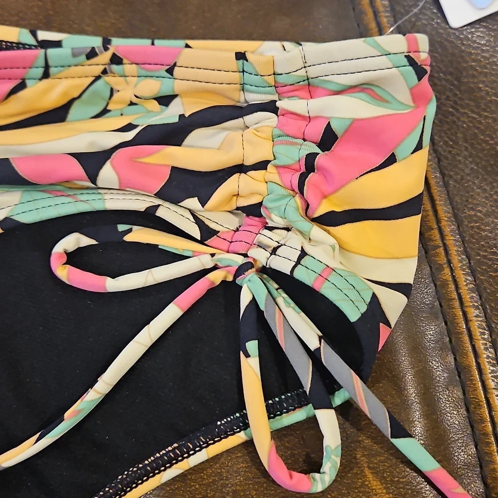 Roxy Classic Moderate Waist Side-Tie‎ Bikini Bottom: Multi Tropical: X-Large